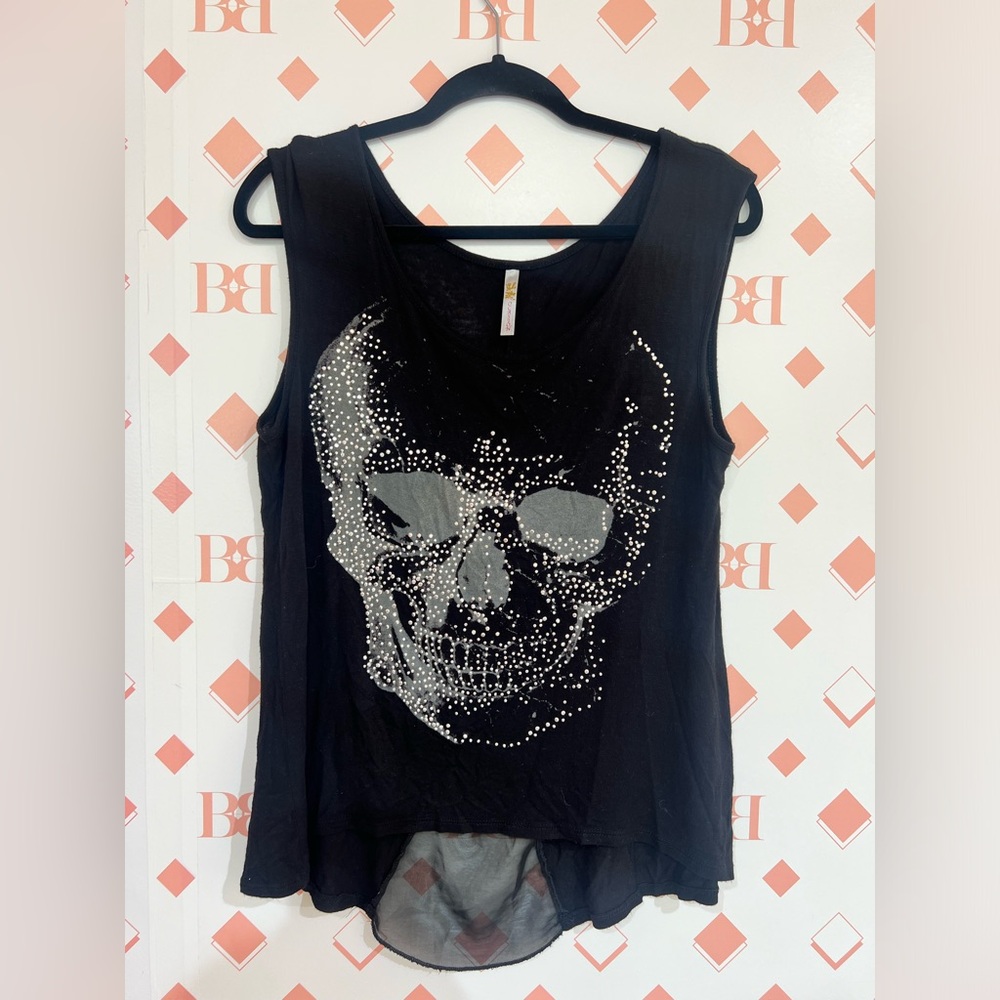 Black skull design shirt with rhinestones